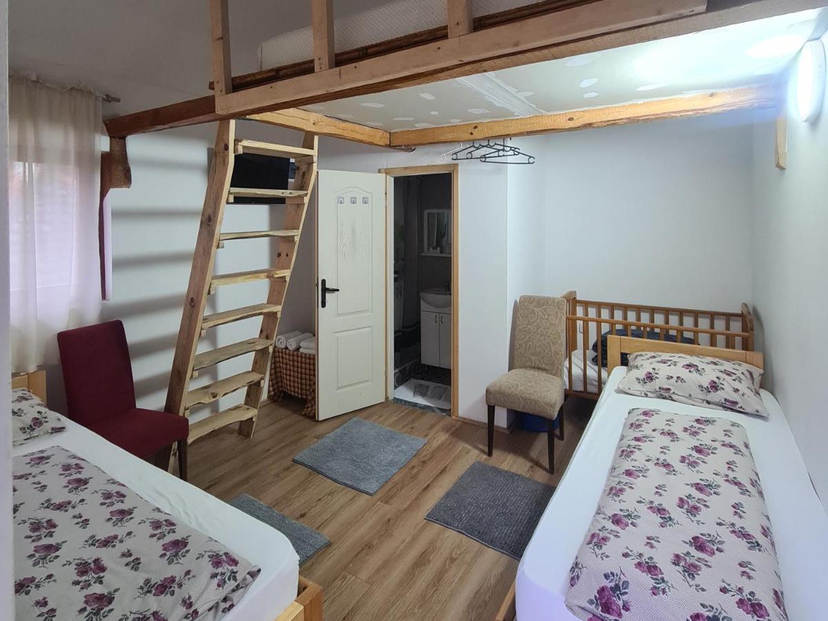 Konak Dobri Potok Krupanj Bagian luar foto
