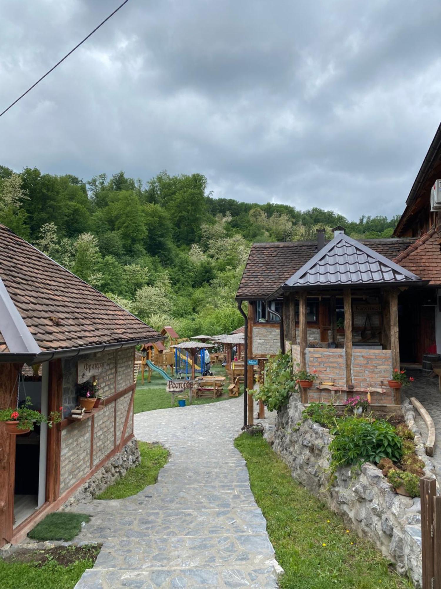Konak Dobri Potok Krupanj Bagian luar foto
