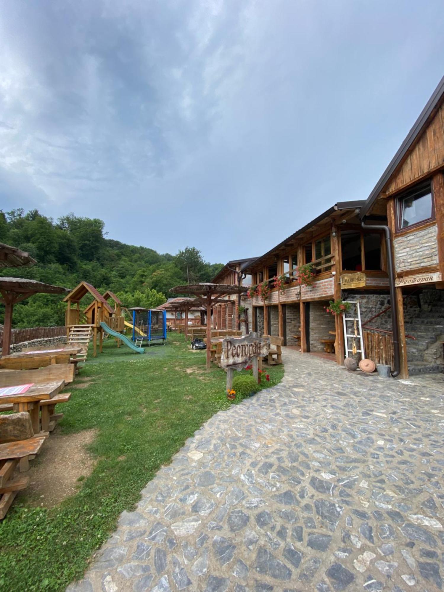Konak Dobri Potok Krupanj Bagian luar foto