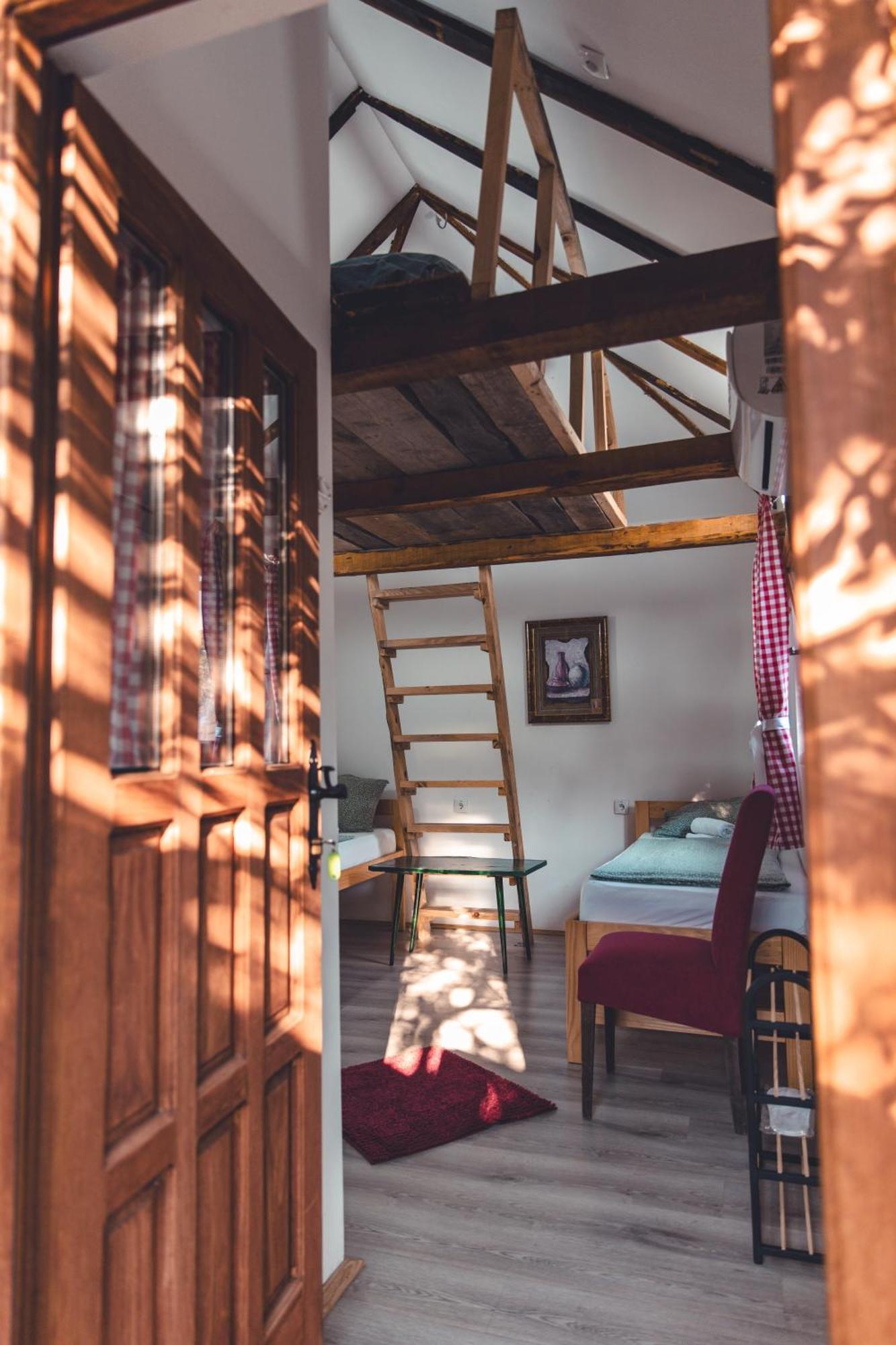 Konak Dobri Potok Krupanj Bagian luar foto