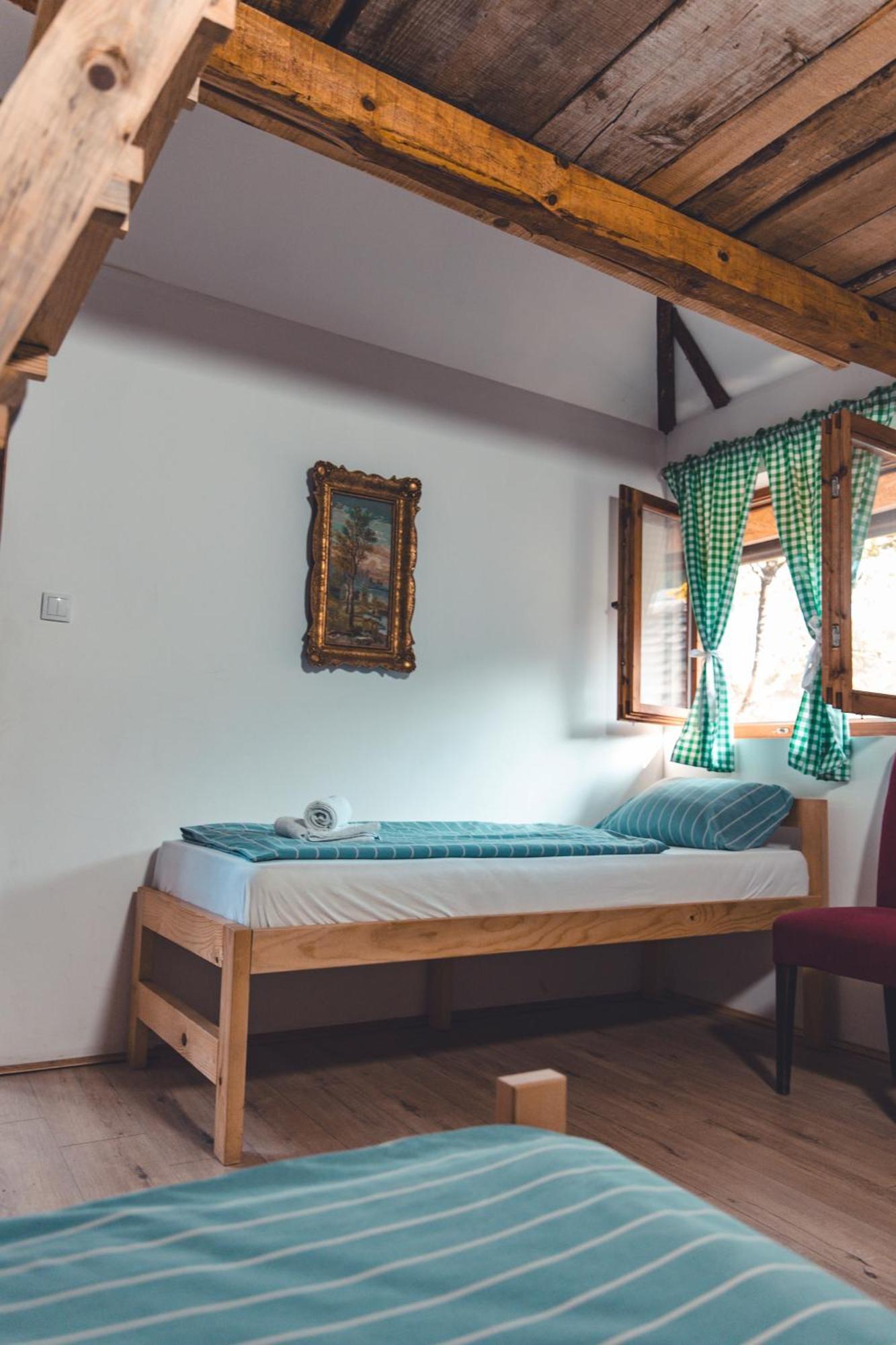 Konak Dobri Potok Krupanj Bagian luar foto